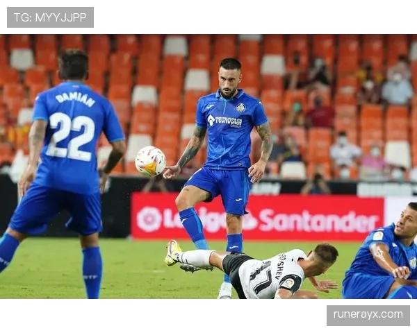 西甲绿条纹军团新赛季剑指辉煌，状态回暖引期待